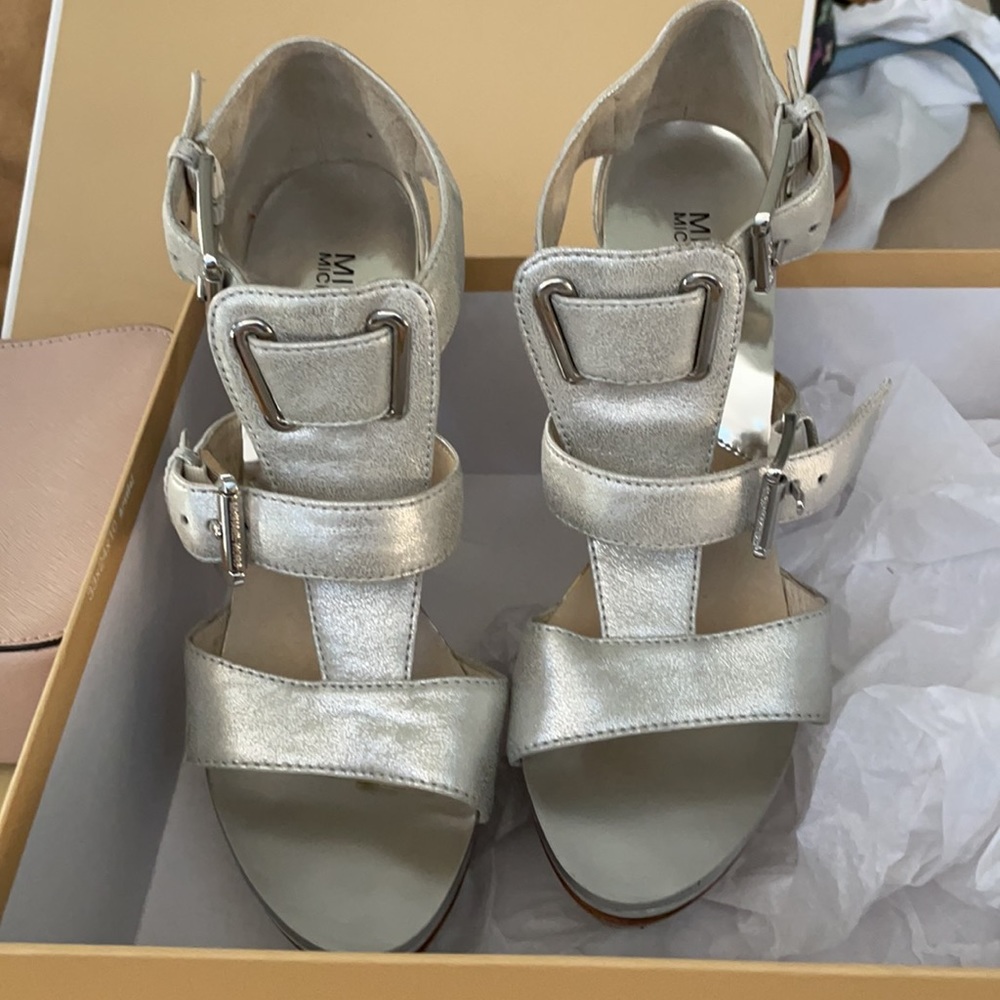 Michael Kors Gansevoort platform metallic leather